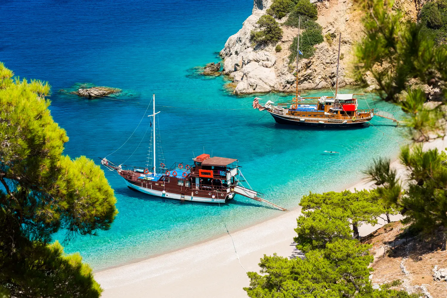 Ferry à Karpathos image